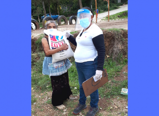 90 sacos de arroz blanco se entregaron a familias en Ciudad Quetzal.