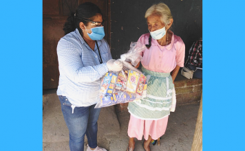 La dotación de alimentos se realizó a familias de Jutiapa.