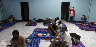 Albergues temporales para resguardar a personas en condición de calle durante el toque de queda por la emergencia que ha provocado la COVID-19. Foto: DCA