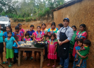 Integrantes de la Unidad Productiva "San Francisco". Foto tomada en febrero de 2019, fecha cuando comenzaron a organizarse en Camotán.