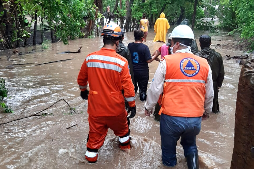 CONRED recorrió los lugares más afectados por la tormenta Amanda.