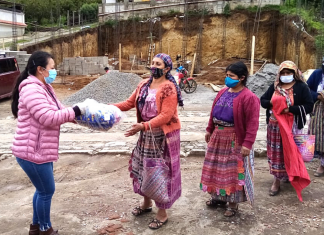 315 familias de Totonicapán fueron beneficiadas con alimentos.