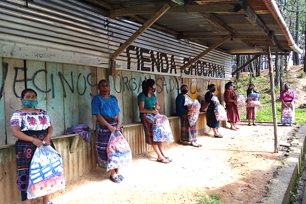 315 familias de Totonicapán fueron beneficiadas con alimentos.
