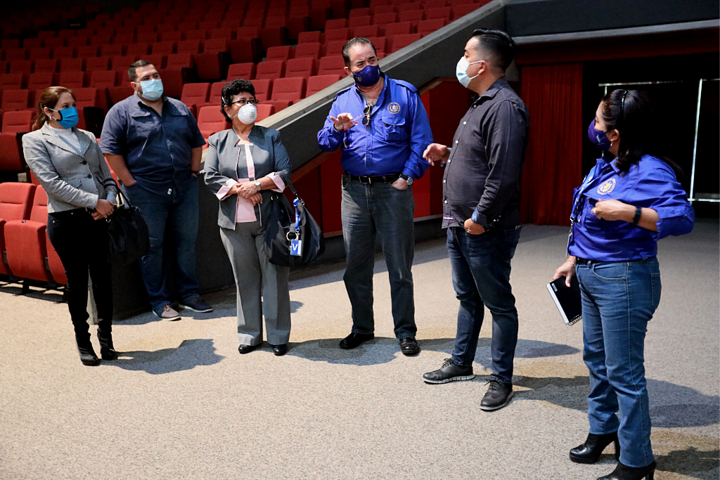 Representantes de SOSEP, Gobernación y Casa de Dios conversan sobre acciones en protección de personas en situación de calle.