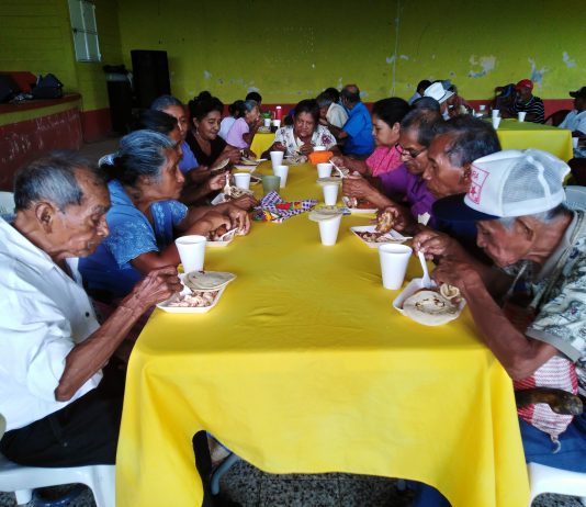 SOSEP REALIZA ACTIVIDAD RECREATIVA CON ADULTOS MAYORES