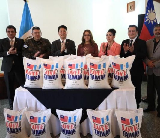 DONACIÓN DE ARROZ BLANCO A BENEFICIO DE LA POBLACIÓN MÁS NECESITADA